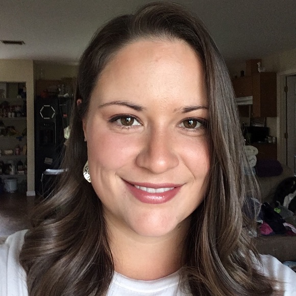 Meet your Posher, Mariah - Picture 1 of 1